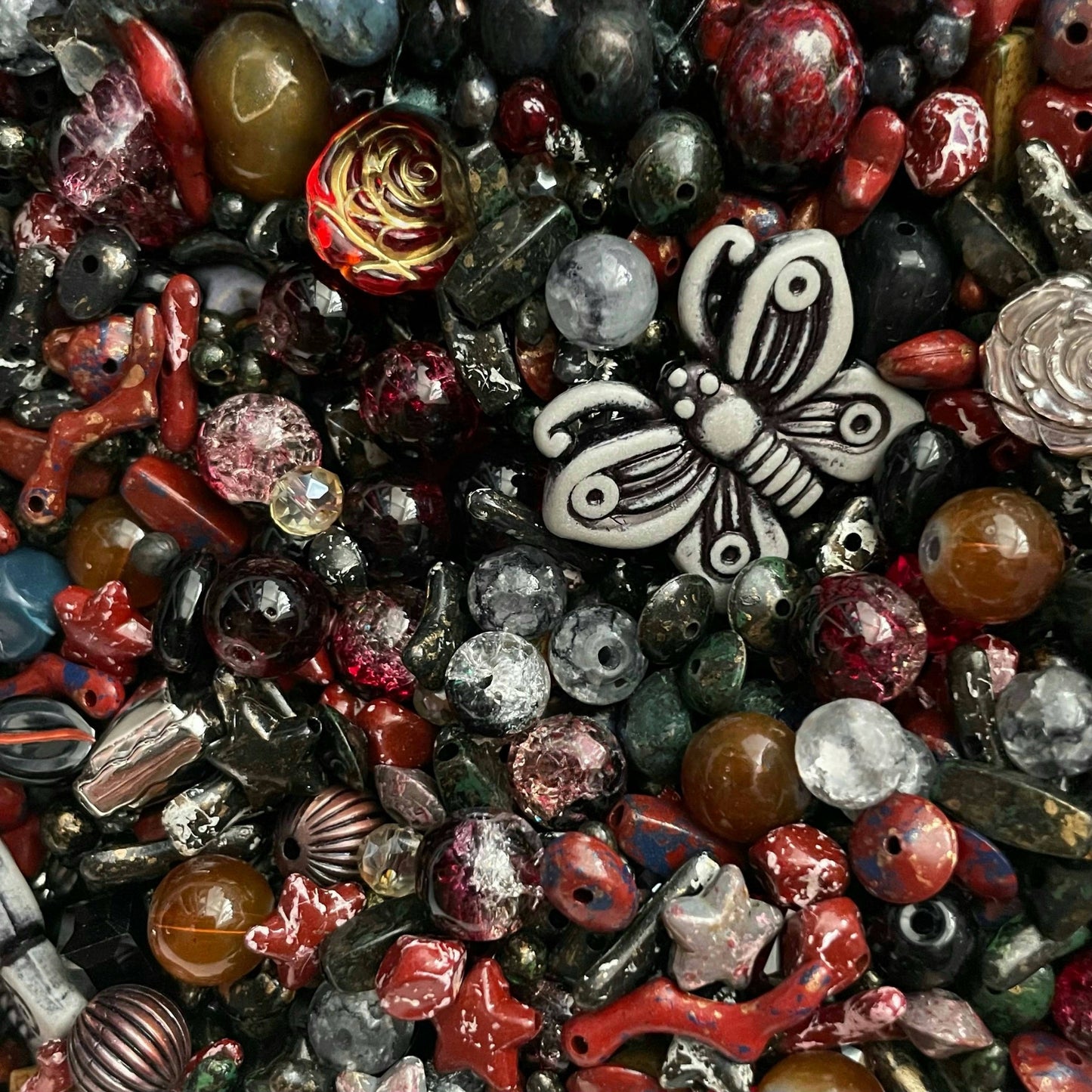 Gothic style beads (D-D2097)